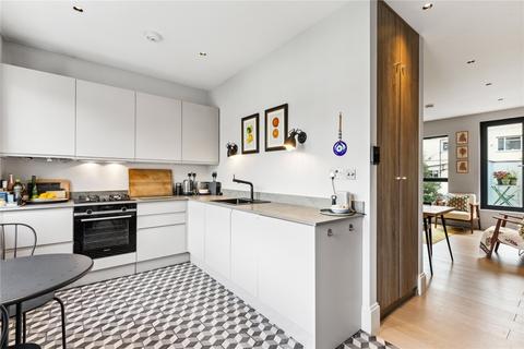 2 bedroom apartment for sale, Alderbrook Road, SW12