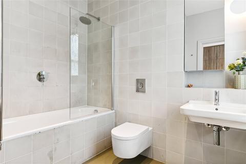 Flat C, 2 Alderbrook Road, Balham, London, SW12 8AG