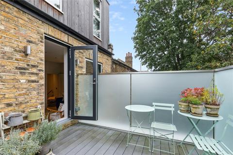 Flat C, 2 Alderbrook Road, Balham, London, SW12 8AG