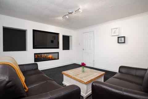 2e Castle Way, Cumbernauld, Glasgow, G67 2DD