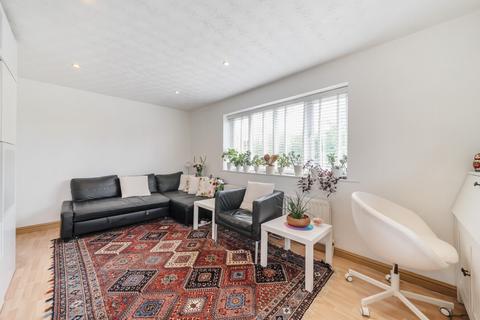 2 bedroom apartment for sale, Celandine Court, Chingford Avenue, Chingford, E4