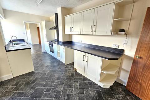 Flemings Leat Road, Lifton, PL16 0AE