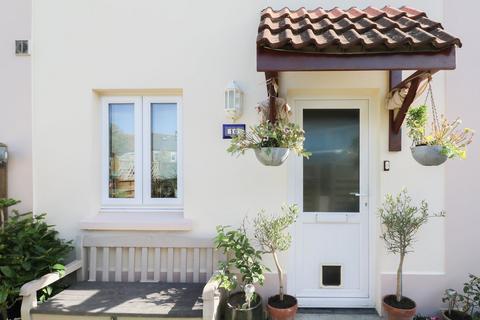 2 bedroom house for sale, La Rue du Trot, St Saviour, Jersey, JE2