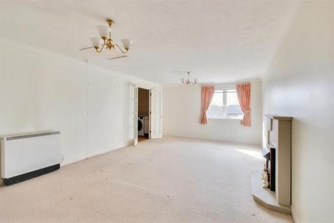 2 bedroom retirement property for sale, Silverwood Court, Wakehurst Place, Rustington