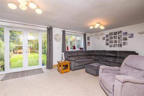 4 bedroom semi-detached house for sale, High Street, Great Wakering, Essex, SS3