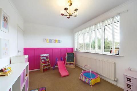 85 Thackley Road, Bradford, BD10 0SB