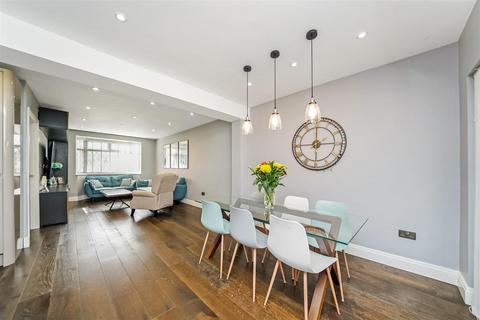 3 bedroom semi-detached house for sale, Maida Way, London E4