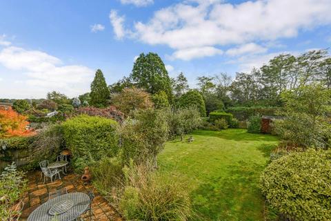 4 bedroom detached house for sale, Sandyhurst Lane, Ashford, Kent, TN25