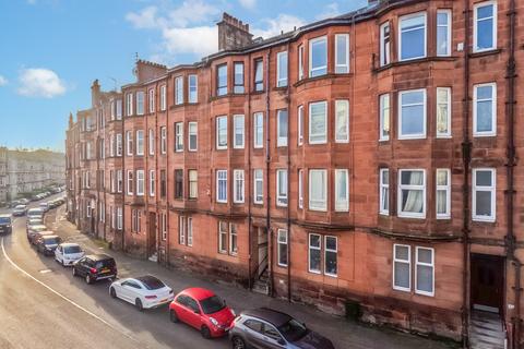 1 bedroom flat for sale, Newlands Road, Flat 3/1, Cathcart, Glasgow, G44 4ES