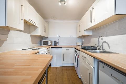 1 bedroom flat for sale, Newlands Road, Flat 3/1, Cathcart, Glasgow, G44 4ES