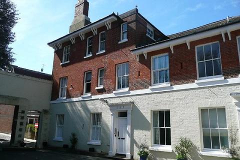 3 bedroom apartment for sale, East Row Mews, East Row, Chichester, West Sussex, PO19