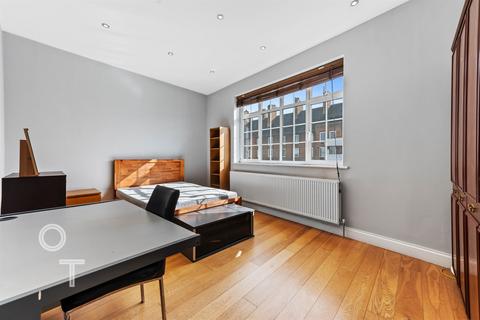 4 bedroom flat to rent, Camden Road, N7