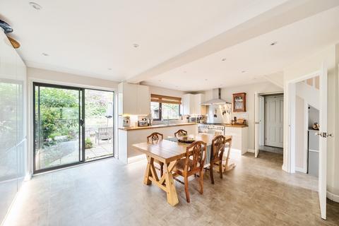 4 bedroom end of terrace house for sale, Middle Road, Sway, Lymington, SO41