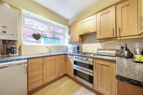 2 bedroom flat for sale, Vaughan Road, Harrow HA1