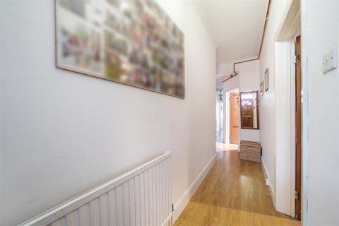 2 bedroom flat for sale, Vaughan Road, Harrow HA1