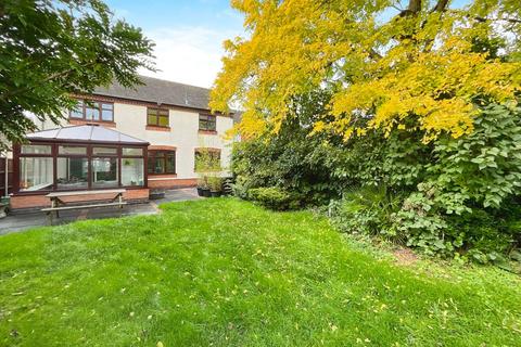 4 bedroom detached house for sale, Cosby Road, Leicester LE19