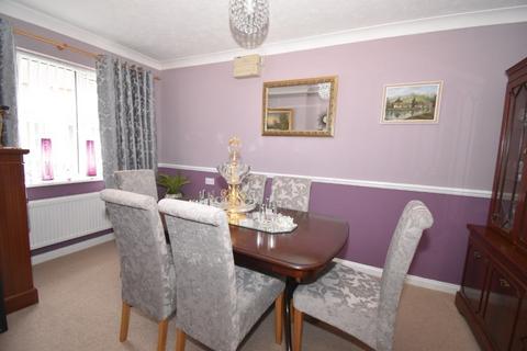 14 Walnut Close, Exminster, Exeter, EX6 8SZ