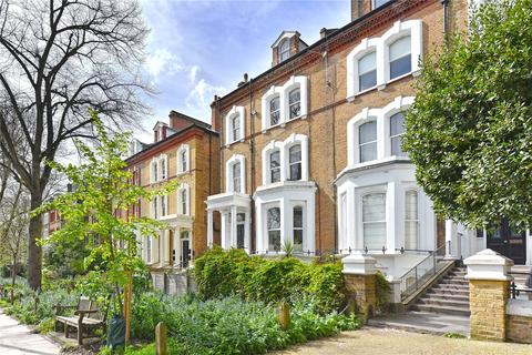 2 bedroom apartment for sale, Belsize Avenue, London, NW3