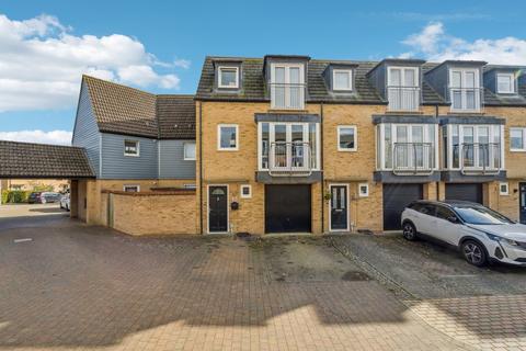 4 bedroom end of terrace house for sale, Samuel Jones Crescent, St Neots PE19