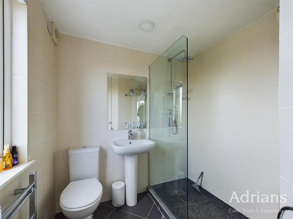 En suite shower room