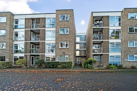 2 bedroom apartment for sale, Brackley Road, Beckenham