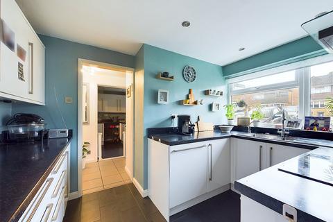 6 Hillwerke, Chinnor, OX39 4TX