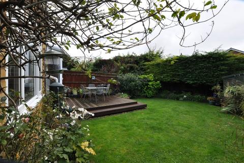 6 Hillwerke, Chinnor, OX39 4TX