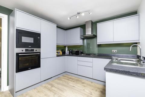 31 Woodlands Gardens Abercromby Street, Broughty Ferry, Dundee, DD5 2ST