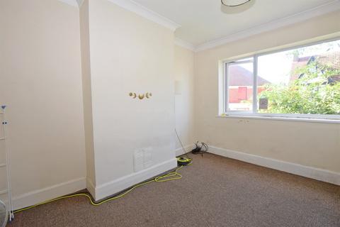 2 bedroom flat to rent, Linden Road, Bognor Regis, PO21