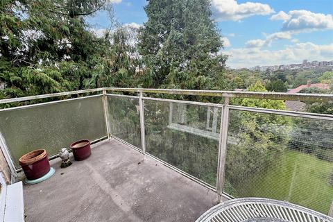 2 bedroom flat for sale, Meyrick Park