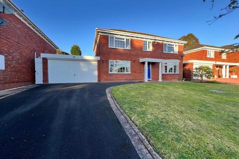 4 bedroom detached house for sale, Shaftesbury Avenue, Pedmore, DY9 0YP