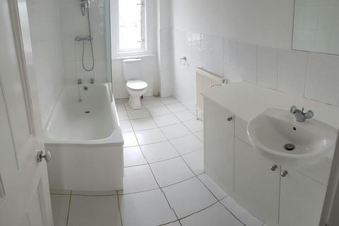 5 bedroom house share to rent, 4A-4B The Vale, Acton W3