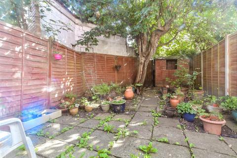 2 bedroom end of terrace house for sale, Bonsor Road, Folkestone, Kent