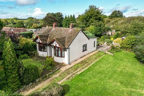 3 bedroom detached bungalow for sale, Stratford Road, Cosgrove, Milton Keynes