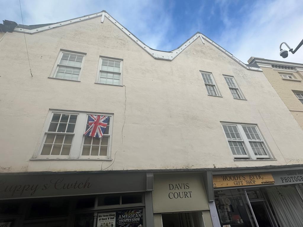 Church Street, Monmouth, NP25 1 bed apartment to rent £700 pcm (£162 pw)