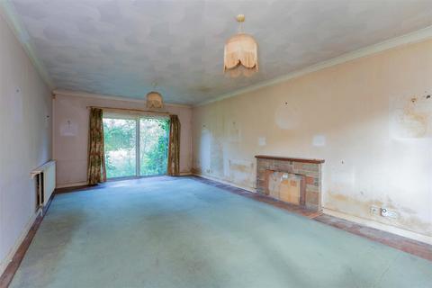 4 bedroom detached house for sale, The Green, Henley-On-Thames RG9