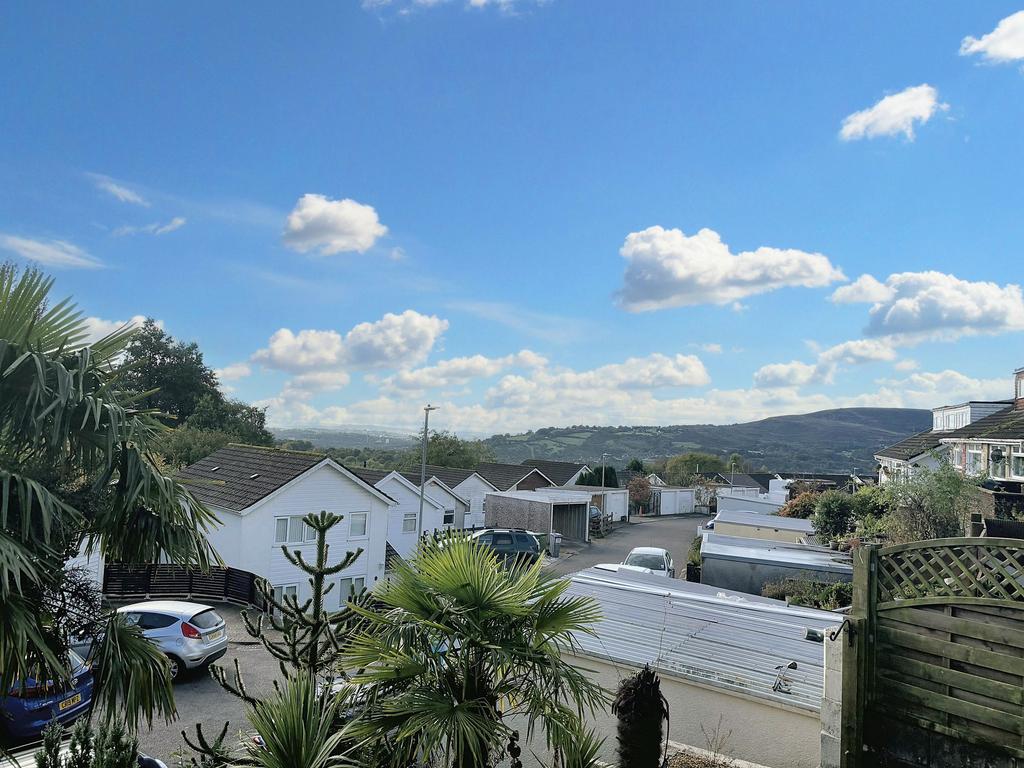 The Links, Trevethin, NP4 3 bed semidetached house for sale £200,000