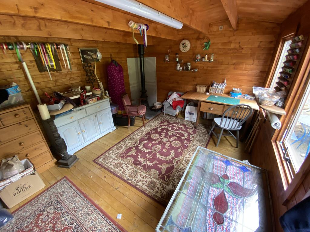 Log cabin (internal image)