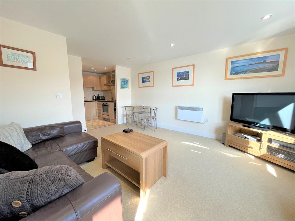 Altamar Kings Road Swansea SA1 1 Bed Apartment 900 Pcm 208 Pw altamar-kings-road-swansea-sa1-1-bed-apartment-900-pcm-208-pw