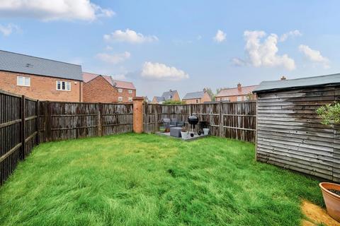 2 bedroom semi-detached house for sale, Bicester,  Oxfordshire,  OX26