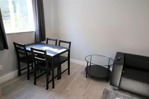 4 bedroom private hall to rent, Chelsea Mews, Lancaster LA1