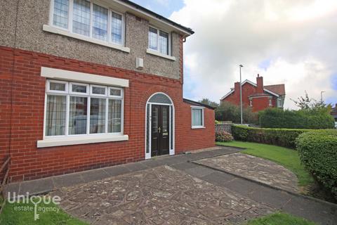 3 bedroom end of terrace house for sale, Devon Avenue, Fleetwood, Lancashire, FY7