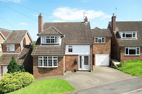 4 bedroom detached house for sale, Rib Vale, Bengeo SG14