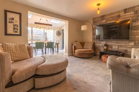 6 The Brook, Purton, Swindon, SN5 4GB