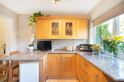 3 Wellgarth, Greenford, UB6 0RR