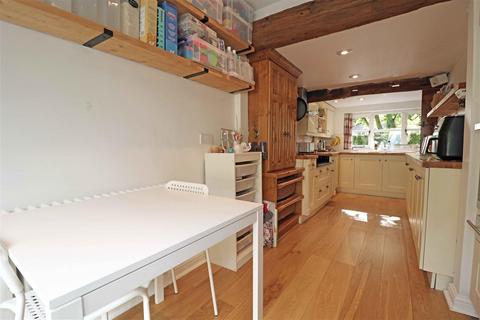 Mistletoe Cottage Church Road, Claverdon, Warwick, CV35 8PD