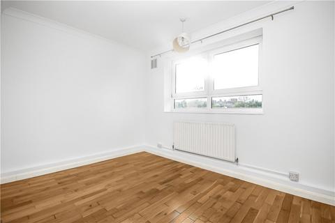 2 bedroom apartment to rent, Knights Hill, London, SE27