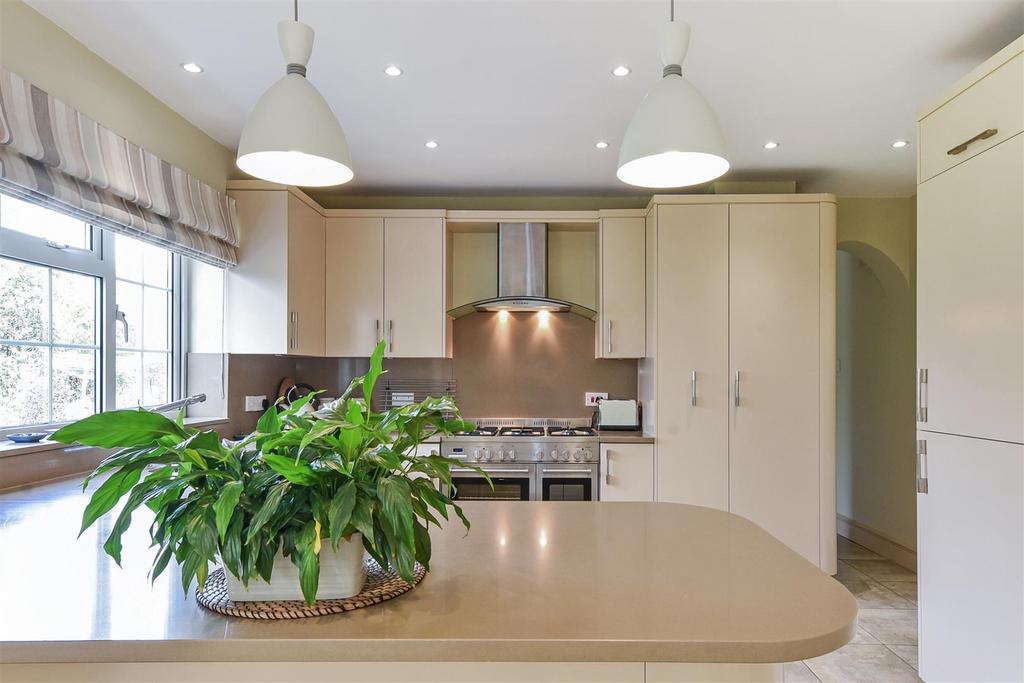 Kitchen/Breakfast Room