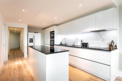 3 bedroom apartment to rent, Hamilton House, London SW8