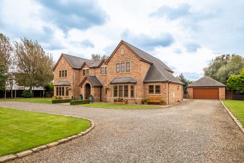 5 bedroom detached house for sale, Division Lane, Lytham St.annes, FY4